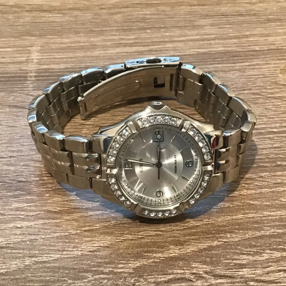 GUESS Women's Silver Tone Watch With Clear Crystals Around The Bezel - Picture 1 of 7